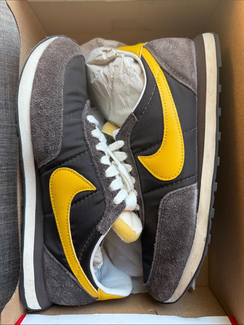 Nike Waffle Trainer 2 SP (Men's Velvet Brown and Sulfur Retro Runner Sneakers)